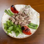 Terbiyeli Kuzu Şi̇ş